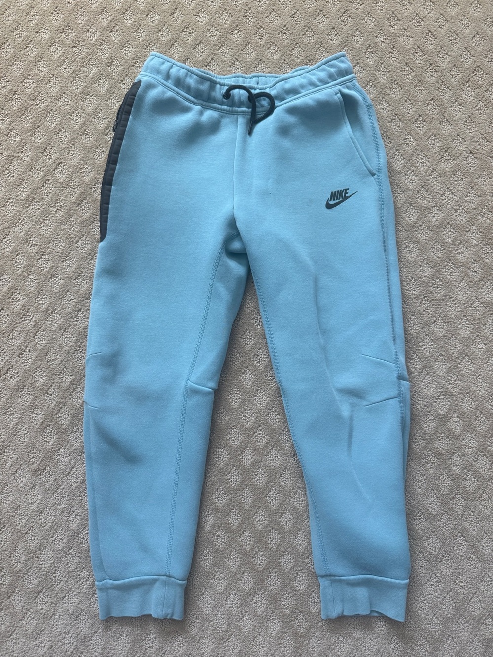Nike Tech Youth Large Sweatpants